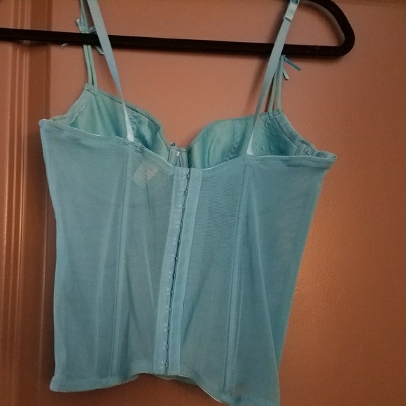 Bustier two - Picture 3 of 6